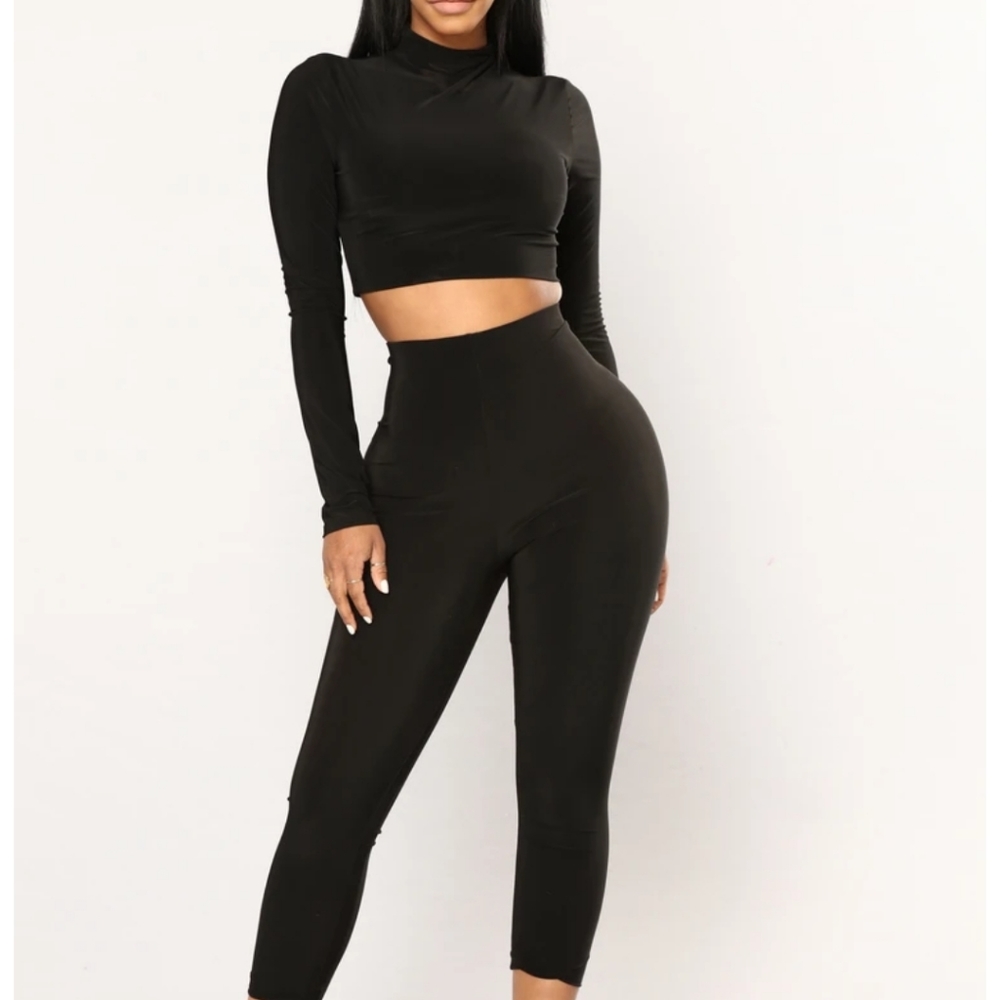 Fashion nova lounge set